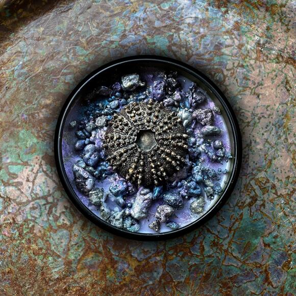 Beach Witch Luxury Wickless Candle:  Nostalgic Tropic Suntan Oil Scent - Picture 7 of 10